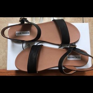 Steve Madden Leather Dina Sandals.